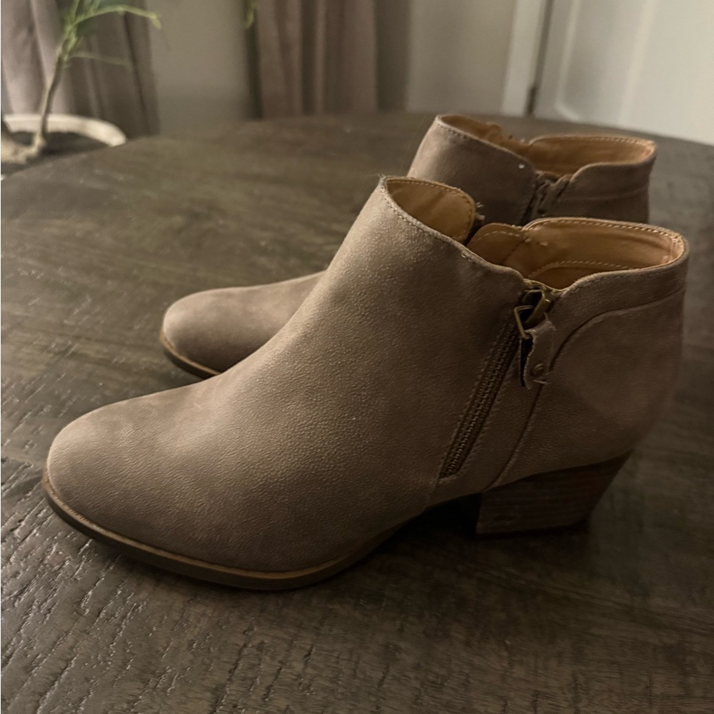 Life Stride Taupe Ankle Booties